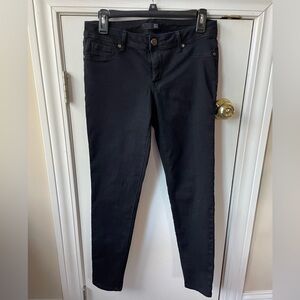 1822 Denim Women's Skinny Jeans in Black